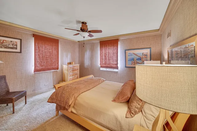 $775,000 | 9305 South Hoyne Avenue, Chicago, IL 60643