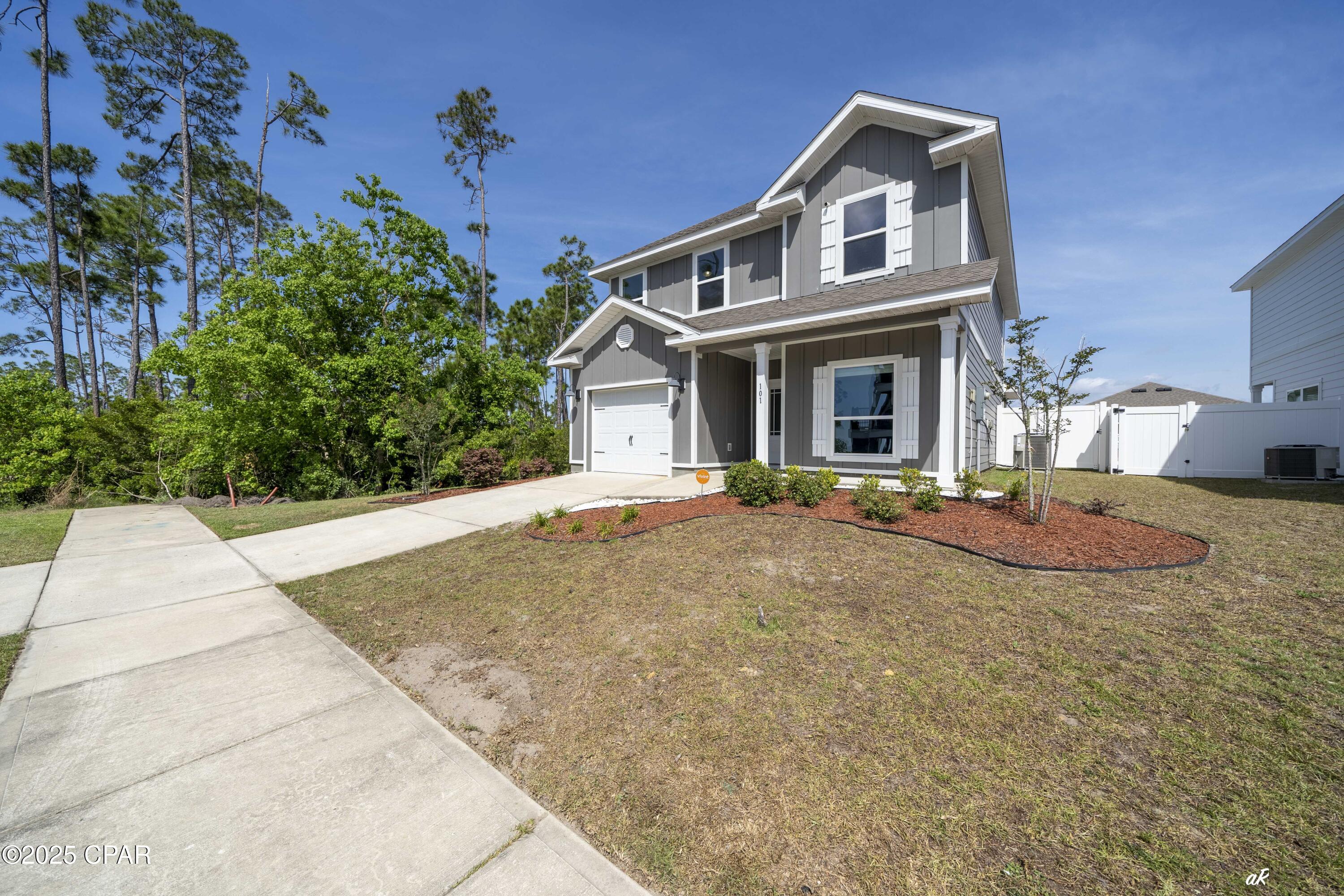 101 Carriage Road Panama City, FL 32404 - Photo 5 of 37