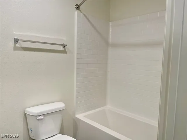 $1,950 | 1130 Scarlet Sparrow Street, Henderson, NV 89011