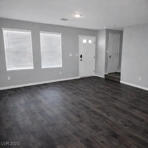 $1,950 | 1130 Scarlet Sparrow Street, Henderson, NV 89011