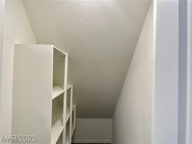 $1,950 | 1130 Scarlet Sparrow Street, Henderson, NV 89011