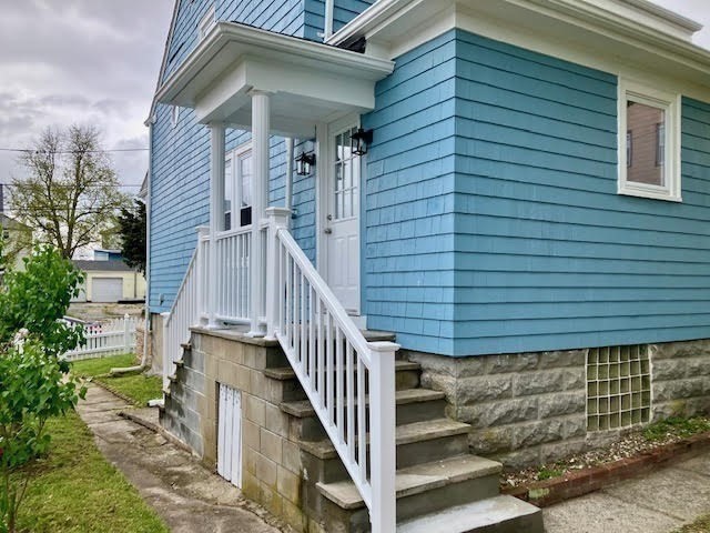 49 Downing Street Fall River, MA 02723 - Photo 8 of 34