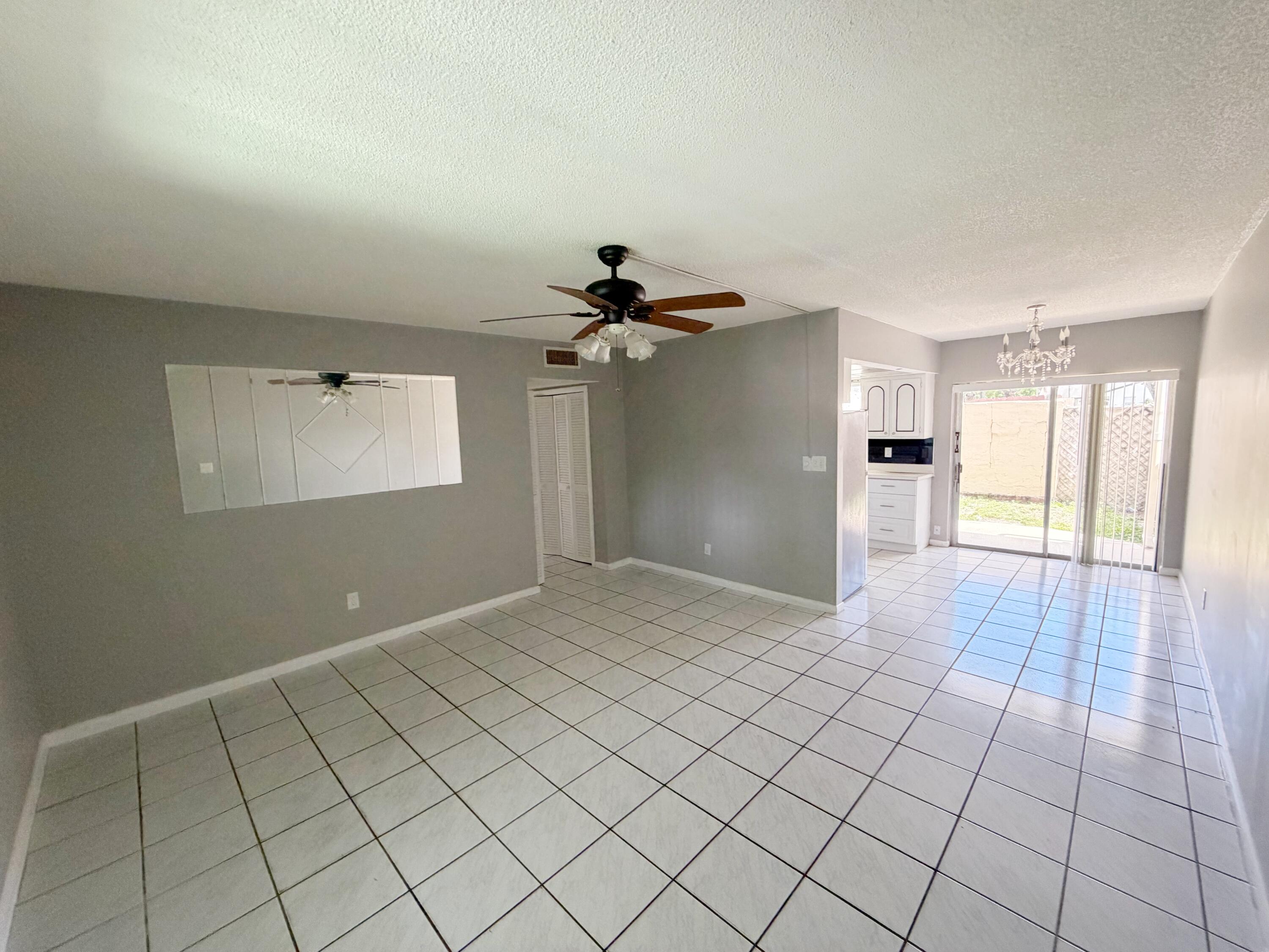 320 Southwest 1st Street Pompano Beach, FL 33060 - Photo 10 of 24 IMG_5383