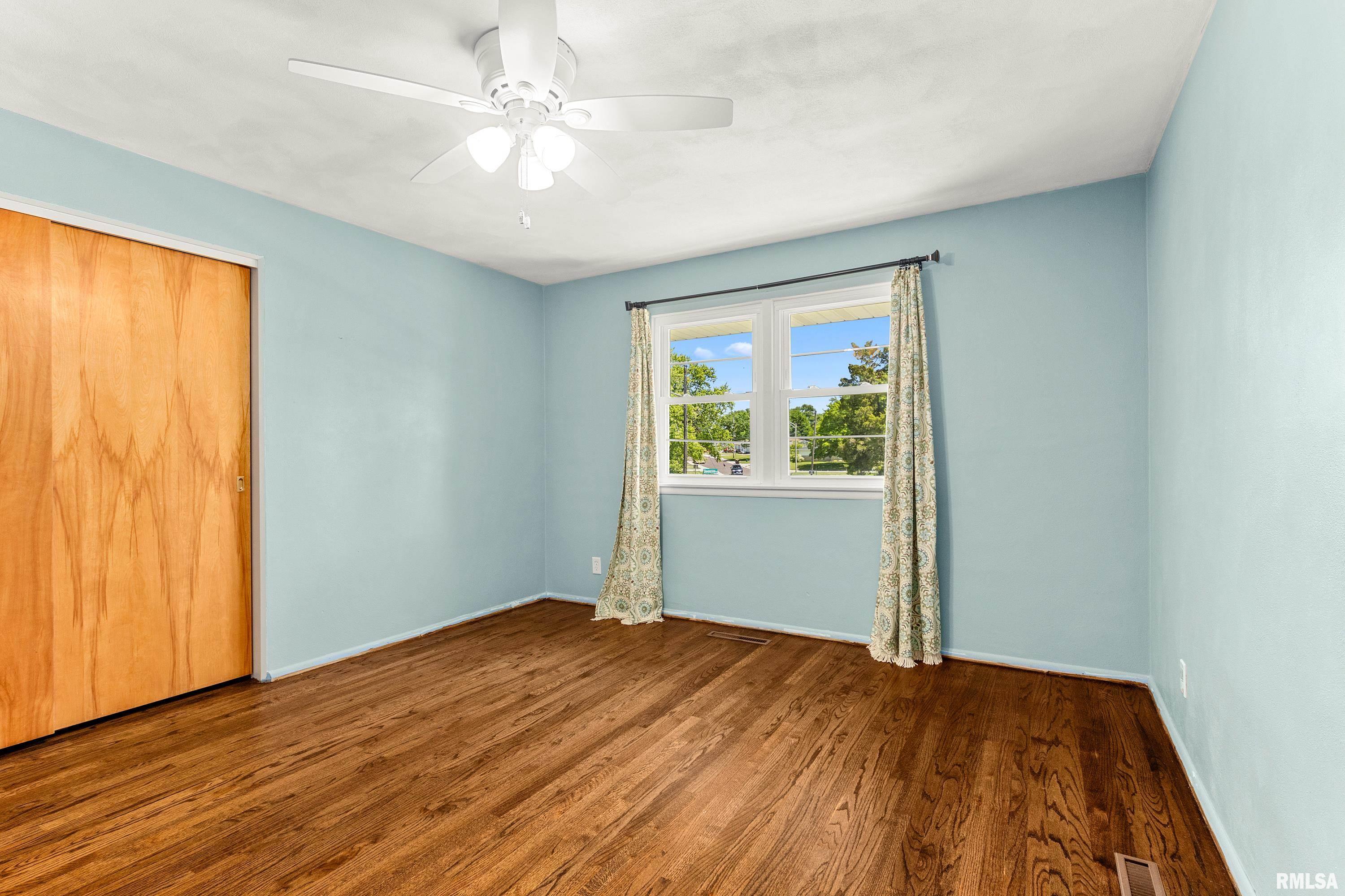 607 Westgate Road Washington, IL 61571 - Photo 19 of 40