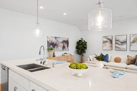 $1,998,000 | 16015 Bartlett Court, Los Gatos, CA 95032