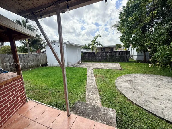 $3,500 | 430 Northwest 60th Avenue, Miami, FL 33126