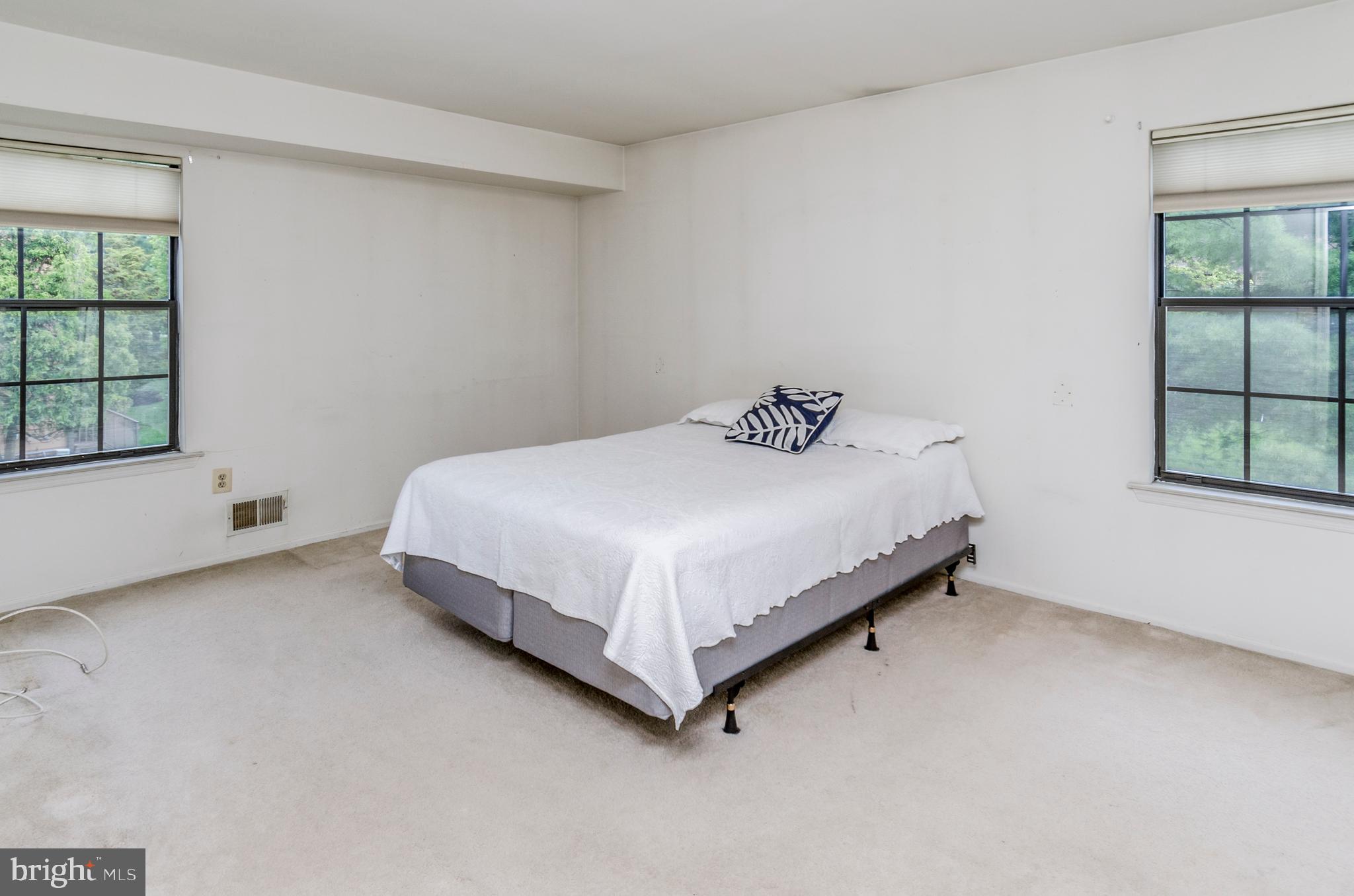 28 Adele Court Lawrence Township, NJ 08648 - Photo 13 of 23