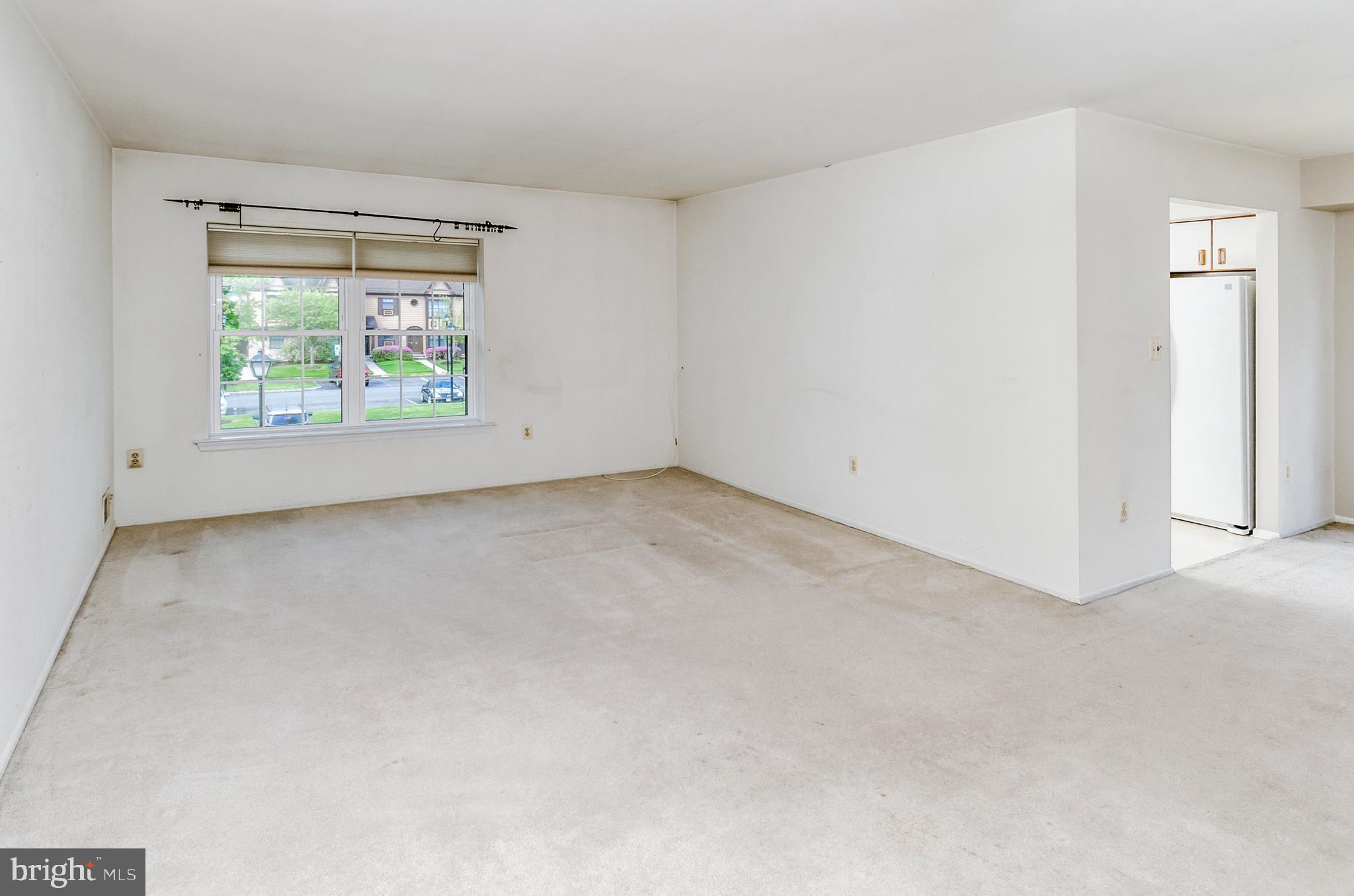 28 Adele Court Lawrence Township, NJ 08648 - Photo 4 of 23