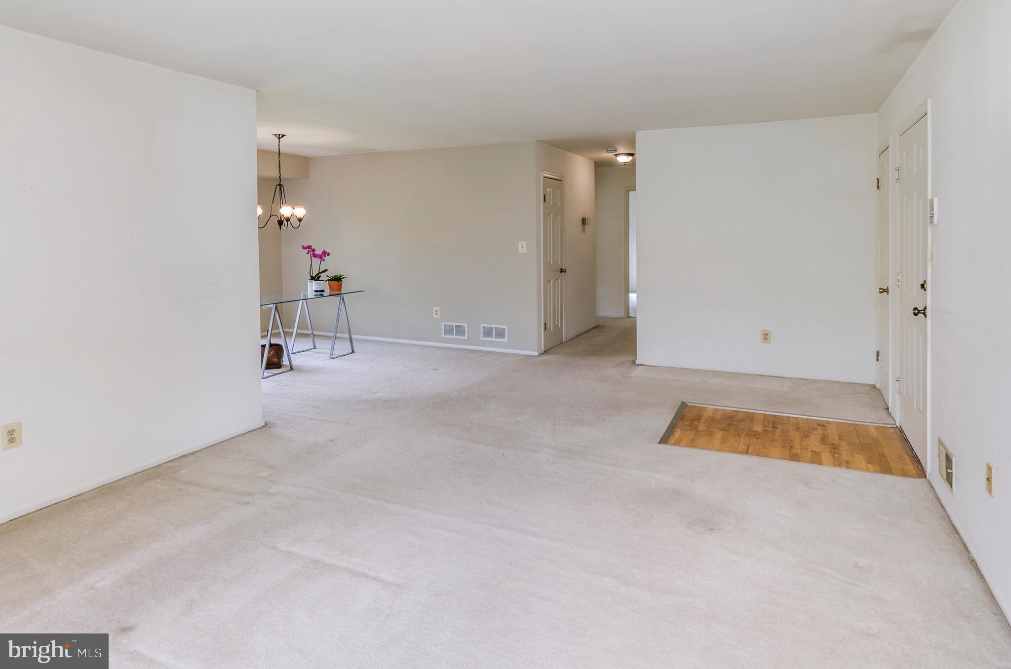 28 Adele Court Lawrence Township, NJ 08648 - Photo 6 of 23