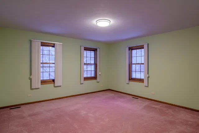 $560,000 | 1995 Salem Road, Elgin, IL 60123