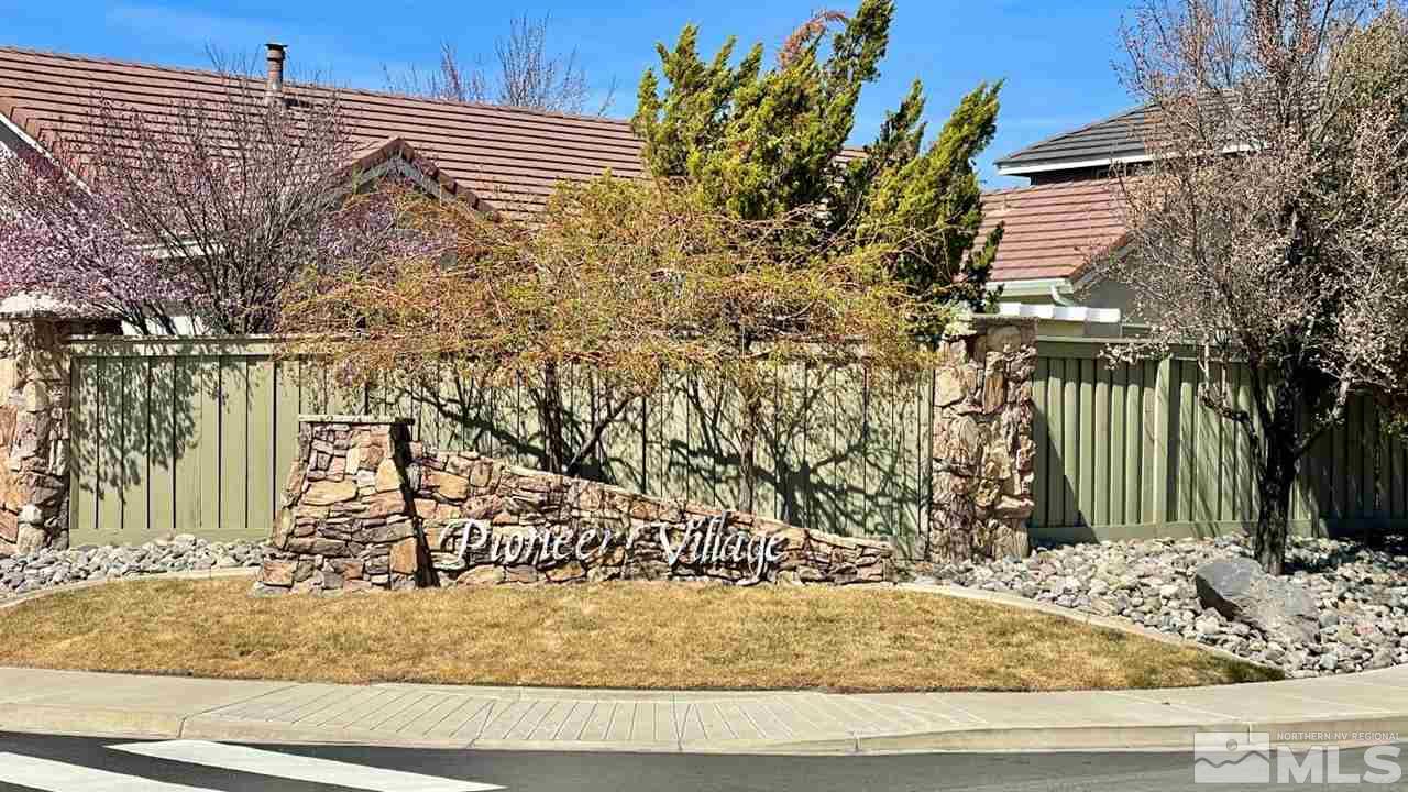 10621 Copper Moon Court Reno, NV 89521 - Photo 32 of 33 a view of a backyard of a house