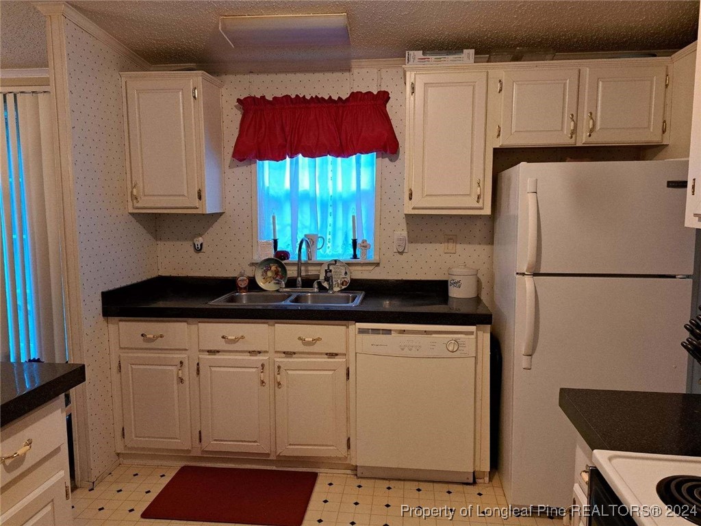1059 Tc Jones Road Raeford, NC 28376 - Photo 3 of 21 Gallery Image 3