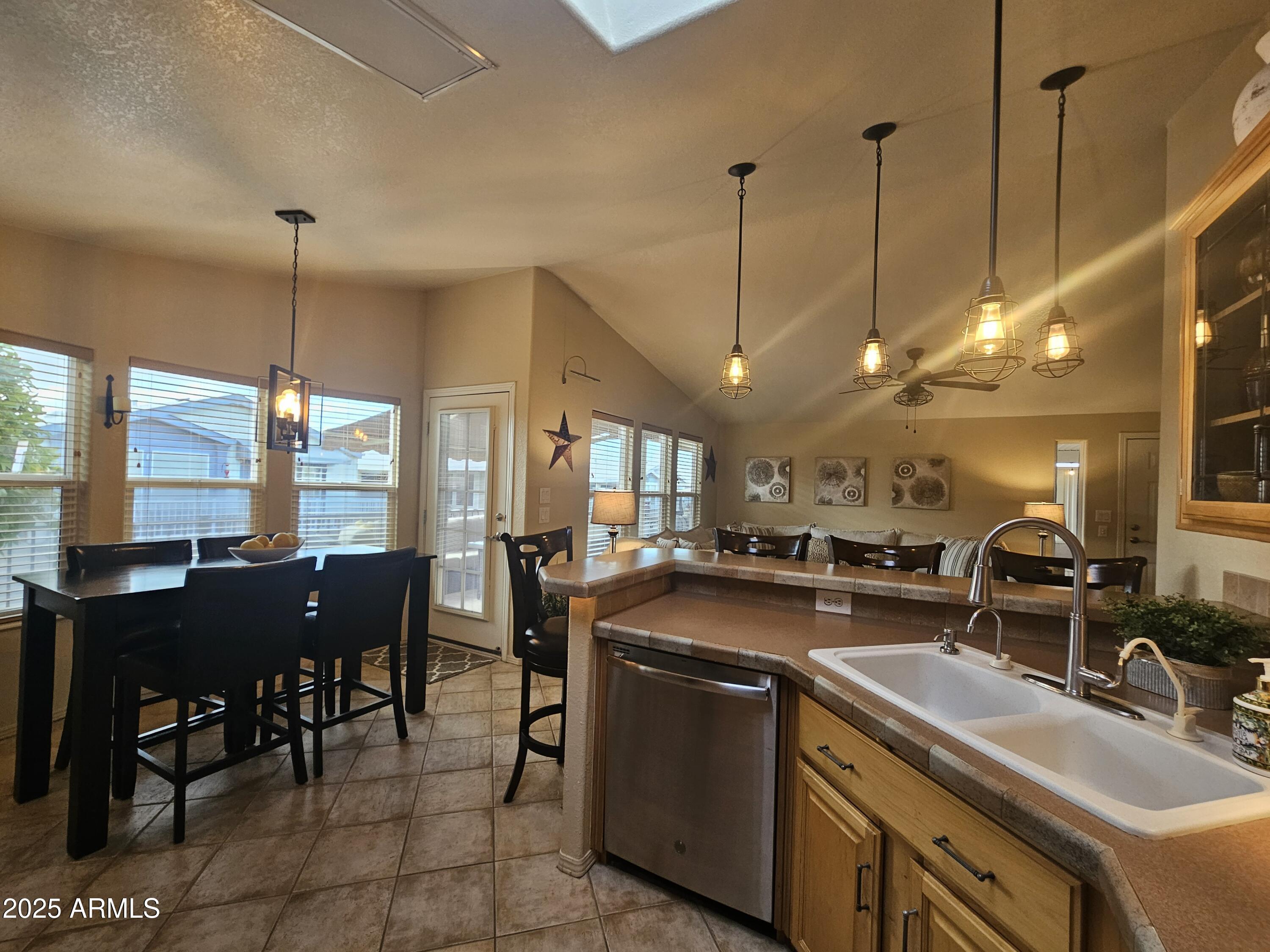 650 North Hawes Road, Unit 4726 Mesa, AZ 85207 - Photo 4 of 59 20250127_112656