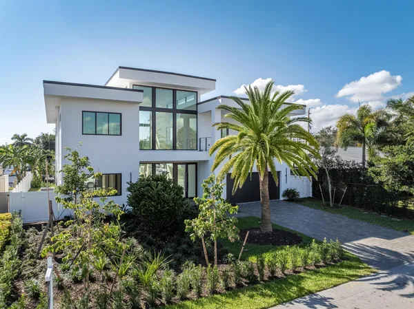 $6,495,000 | 2612 Northeast 4th Street, Pompano Beach, FL 33062