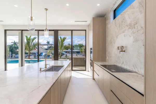 $6,495,000 | 2612 Northeast 4th Street, Pompano Beach, FL 33062