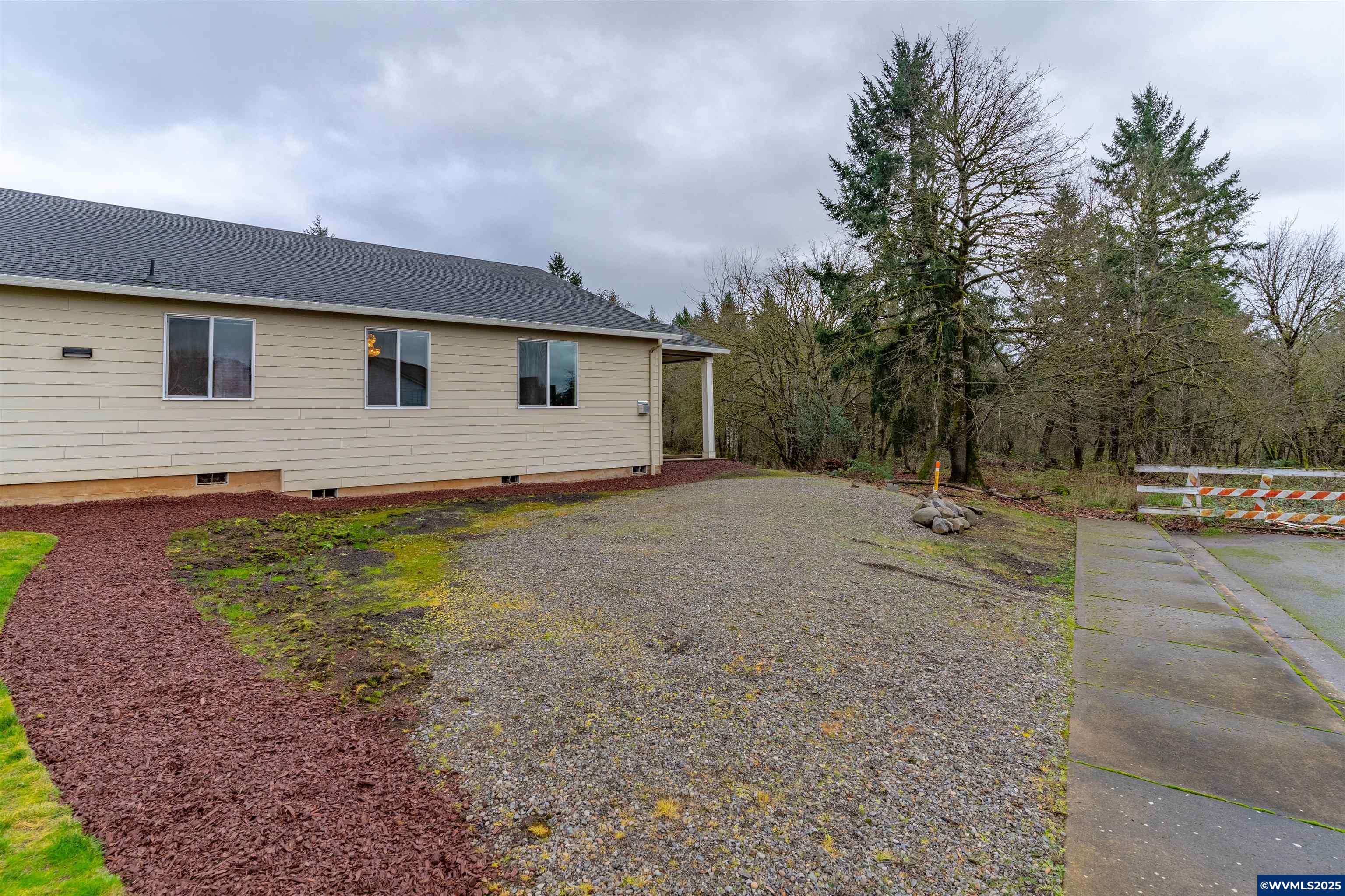 5800 Delaney Road Southeast Turner, OR 97392 - Photo 32 of 34 Gallery Image 32