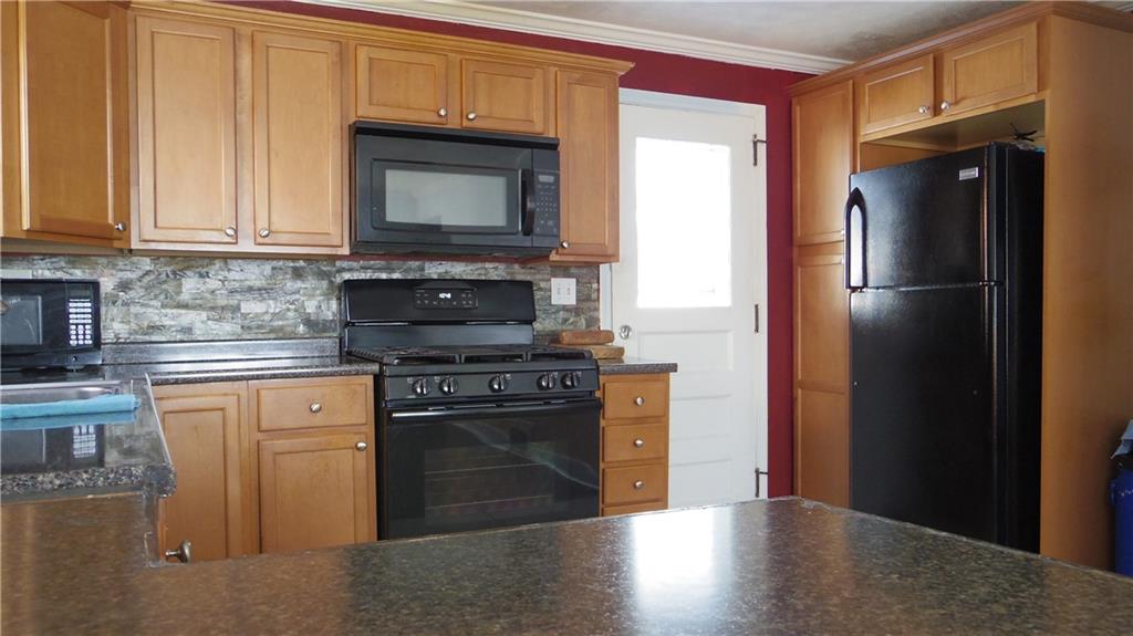 1544 Bevan Road Pittsburgh, PA 15227 - Photo 14 of 25 Gallery Image 14
