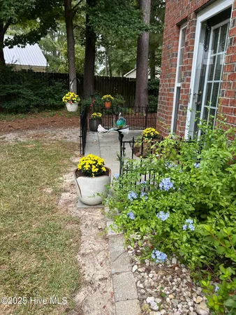 $1,600 | 2231 Locksley Woods Drive, Unit A, Greenville, NC 27858