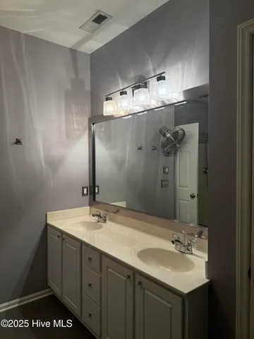 $1,675 | 2231 Locksley Woods Drive, Unit A, Greenville, NC 27858