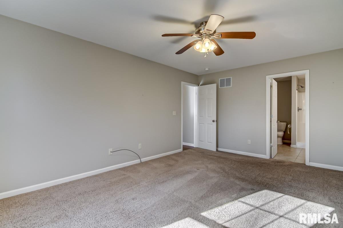 1072 Ravina Drive Chatham, IL 62629 - Photo 11 of 27 Gallery Image 11