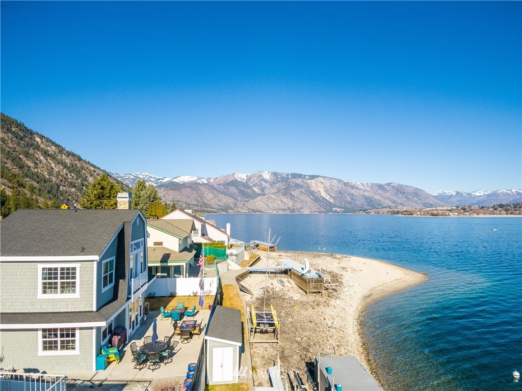 4160 South Lakeshore Road Chelan, WA 98816 - Photo 26 of 30 Gallery Image 26