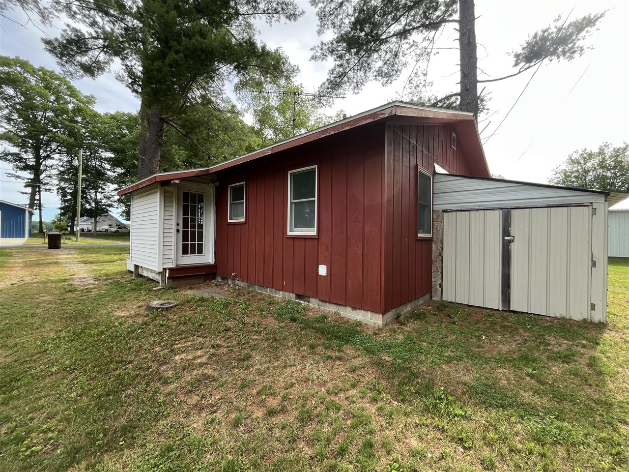 5587 West Cutler Road Lakeview, MI 48850 - Photo 14 of 19