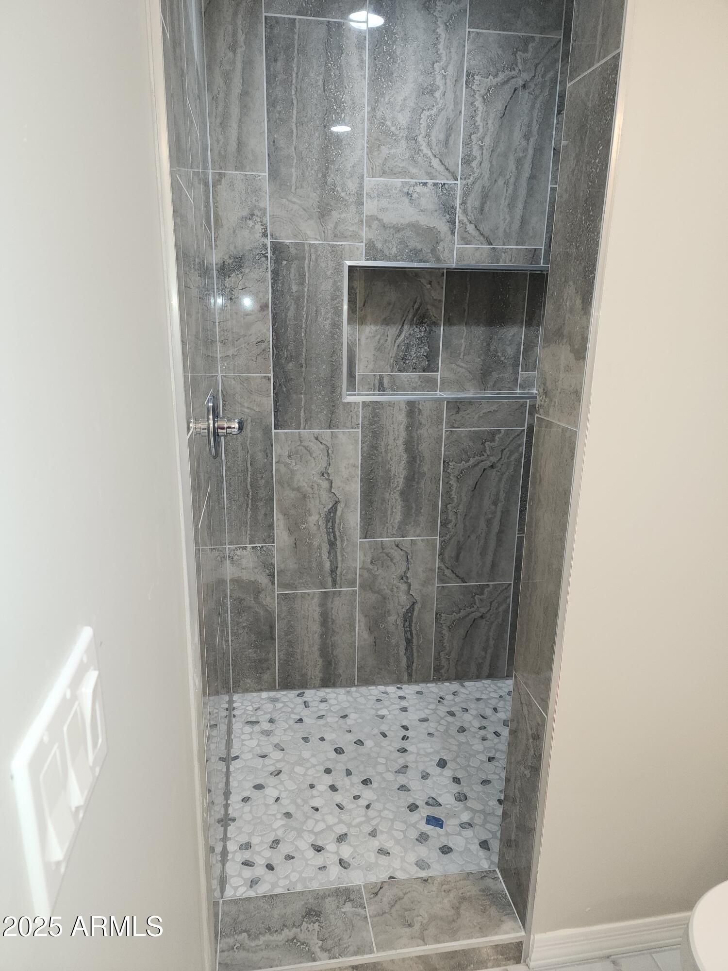 8838 North 2nd Way Phoenix, AZ 85020 - Photo 12 of 16 a bathroom with a shower and a sink