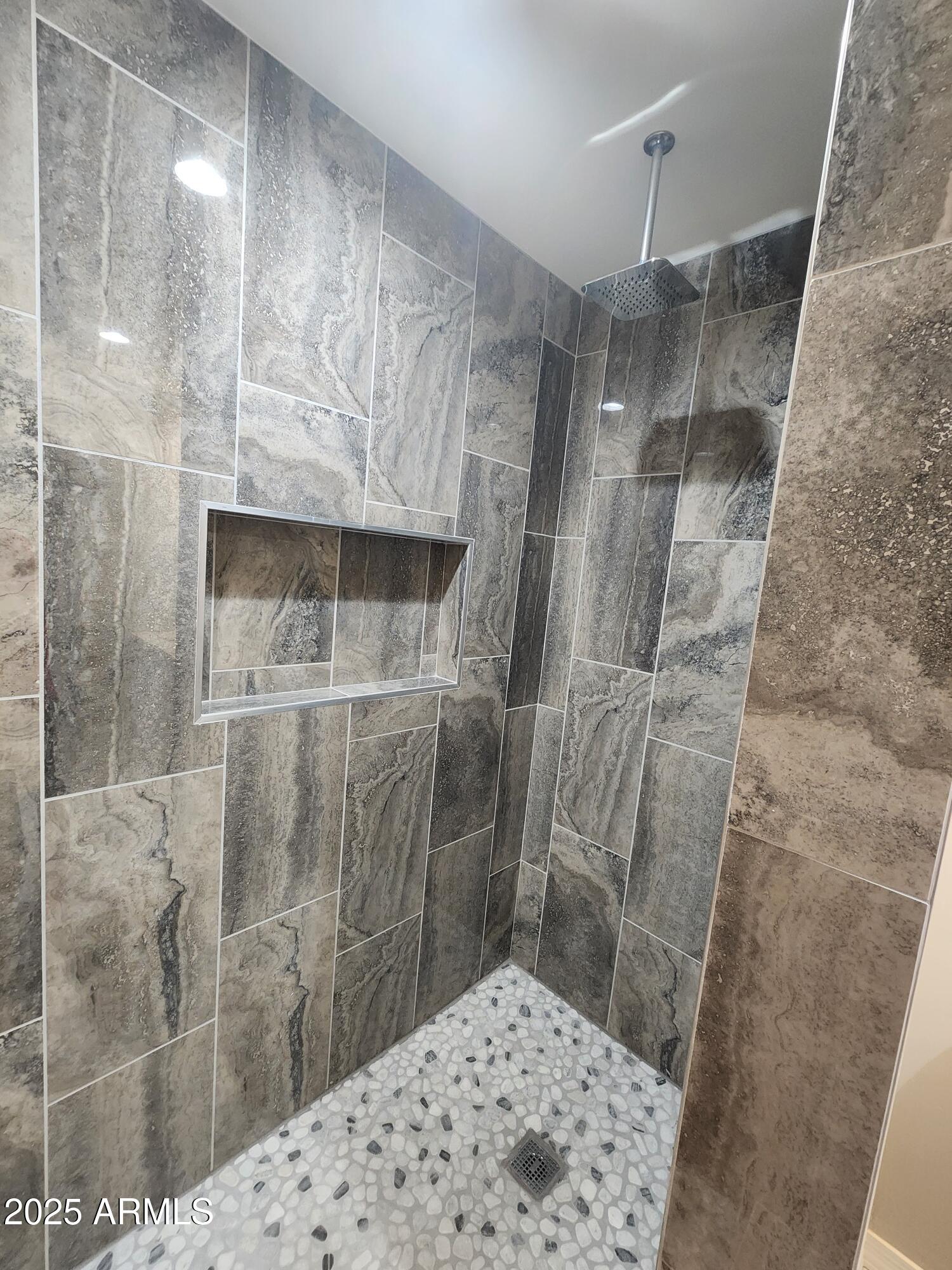 8838 North 2nd Way Phoenix, AZ 85020 - Photo 13 of 16 a bathroom with a shower and a sink