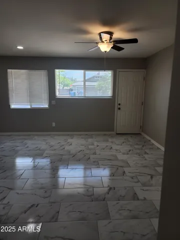 $1,650 | 8838 North 2nd Way, Phoenix, AZ 85020