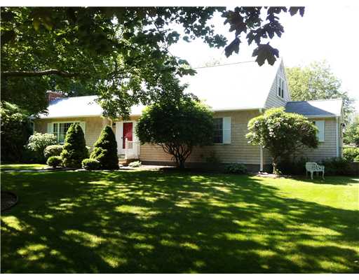 34 Tern Road Narragansett, RI 02882 - Photo 1 of 20 Exterior Front.