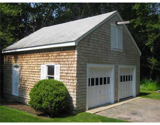 34 Tern Road Narragansett, RI 02882 - Photo 15 of 20 Parking Lot/Garage.