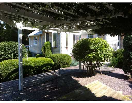 34 Tern Road Narragansett, RI 02882 - Photo 16 of 20 Patio/Deck.