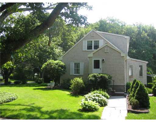 34 Tern Road Narragansett, RI 02882 - Photo 2 of 20 Exterior Front.