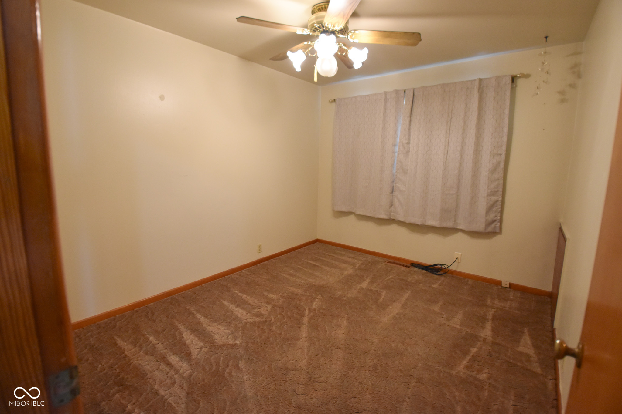 9113 Hibben Avenue Indianapolis, IN 46229 - Photo 15 of 28