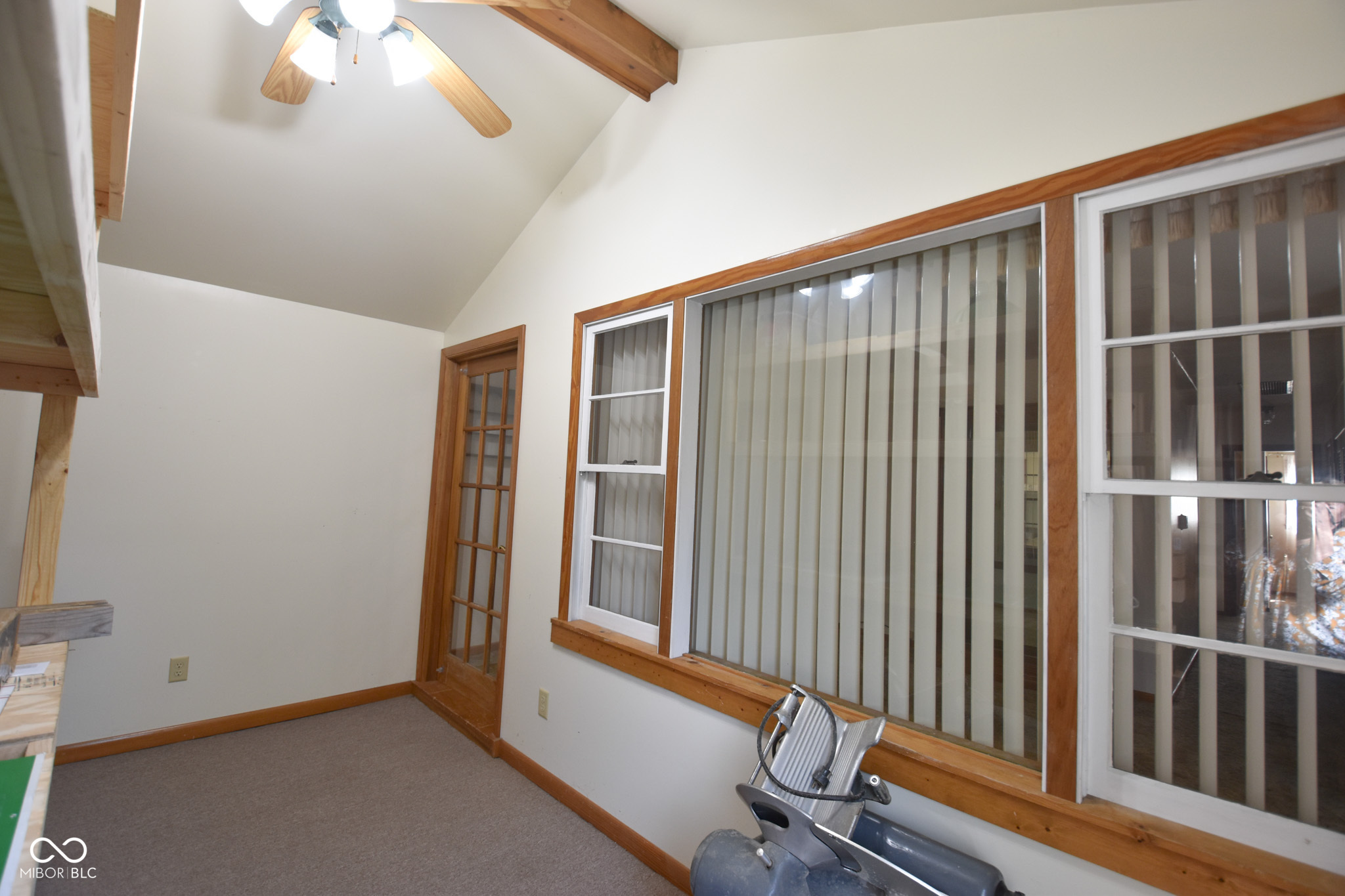 9113 Hibben Avenue Indianapolis, IN 46229 - Photo 2 of 28