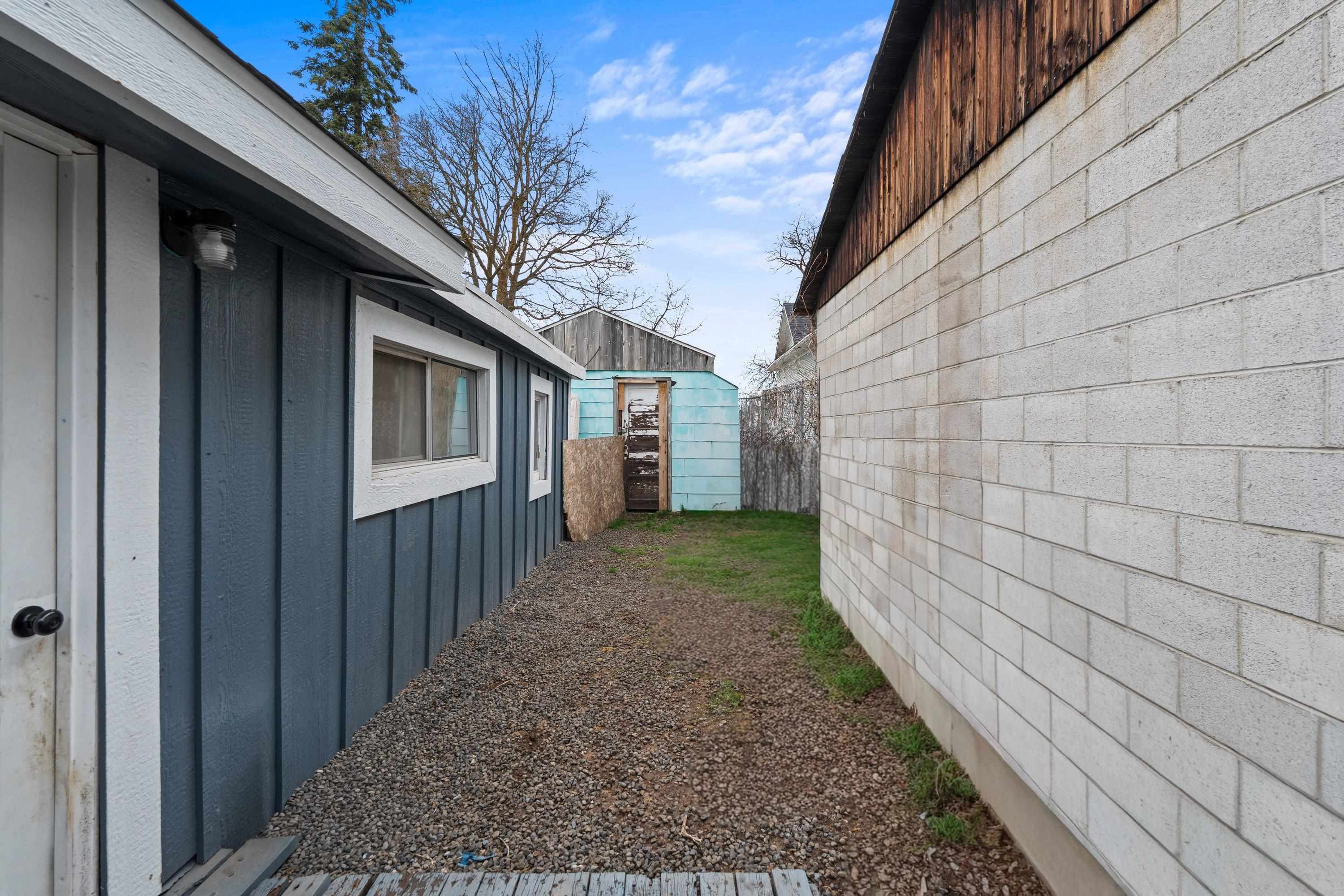 2009 West Mansfield Avenue Spokane, WA 99205 - Photo 19 of 21
