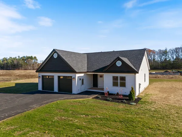 $659,000 | 17 Johnson Farm Road, Buxton, ME 04093