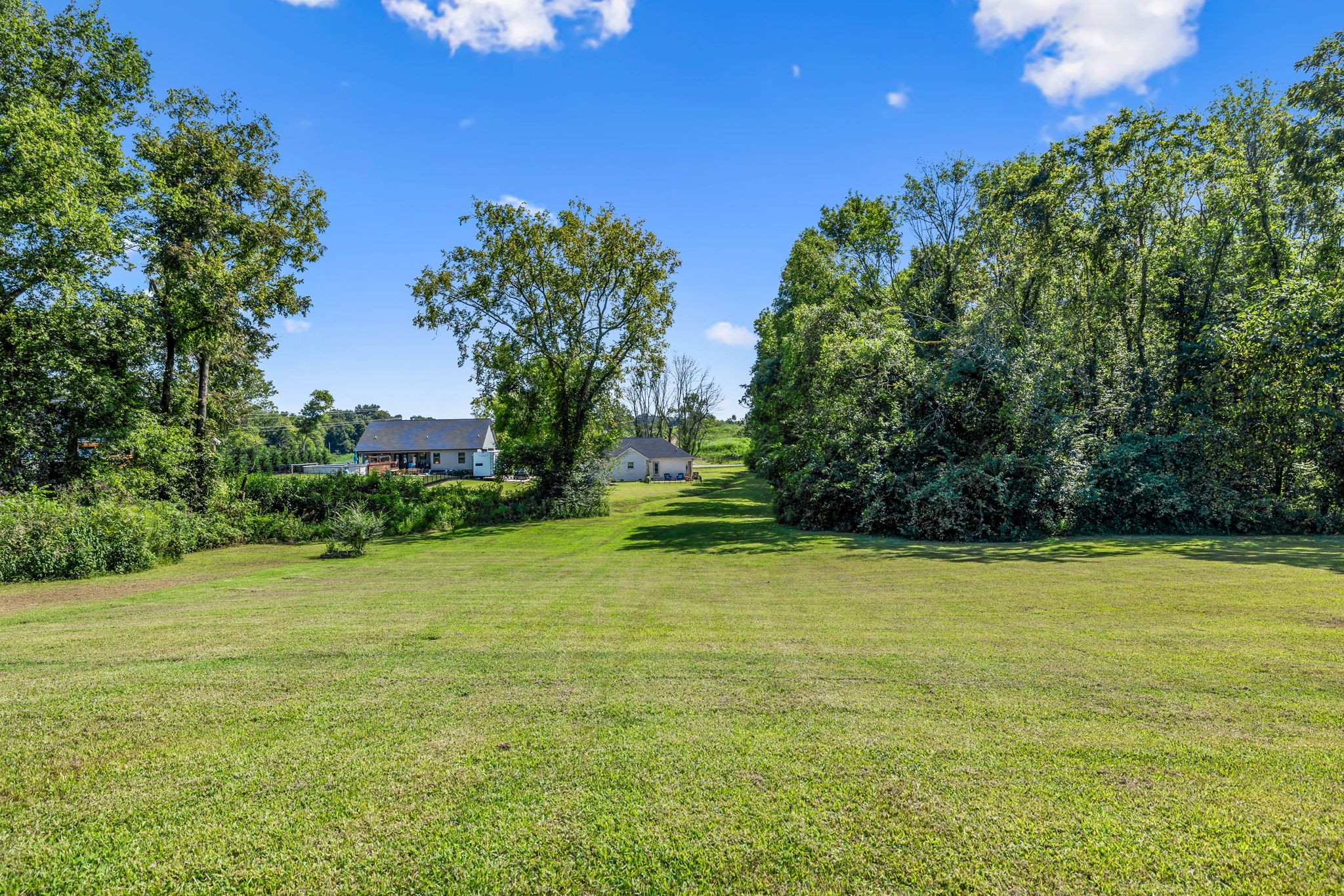 1060 Armstrong Road Castalian Springs, TN 37031 - Photo 35 of 44 Gallery Image 35