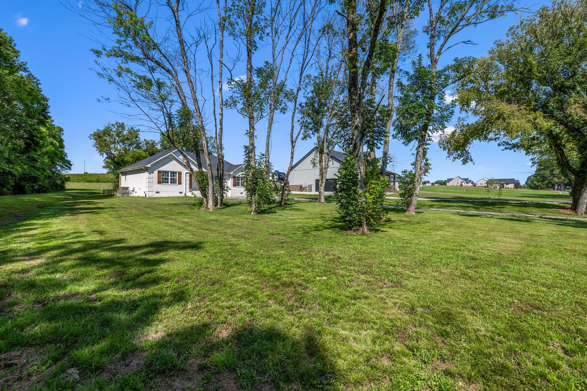 1060 Armstrong Road Castalian Springs, TN 37031 - Photo 38 of 44 Gallery Image 38