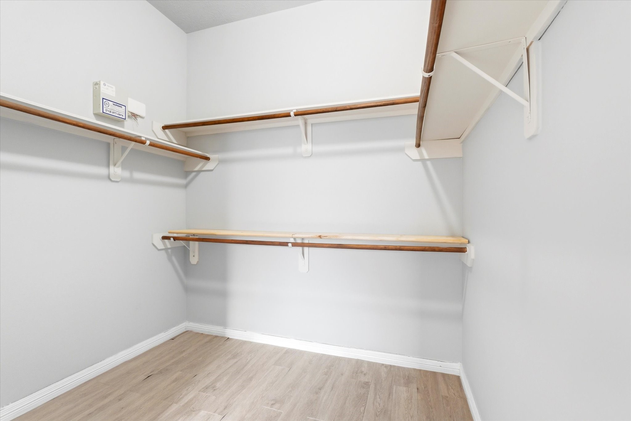 4515 Chetco Lane Baytown, TX 77521 - Photo 14 of 21 Primary closet