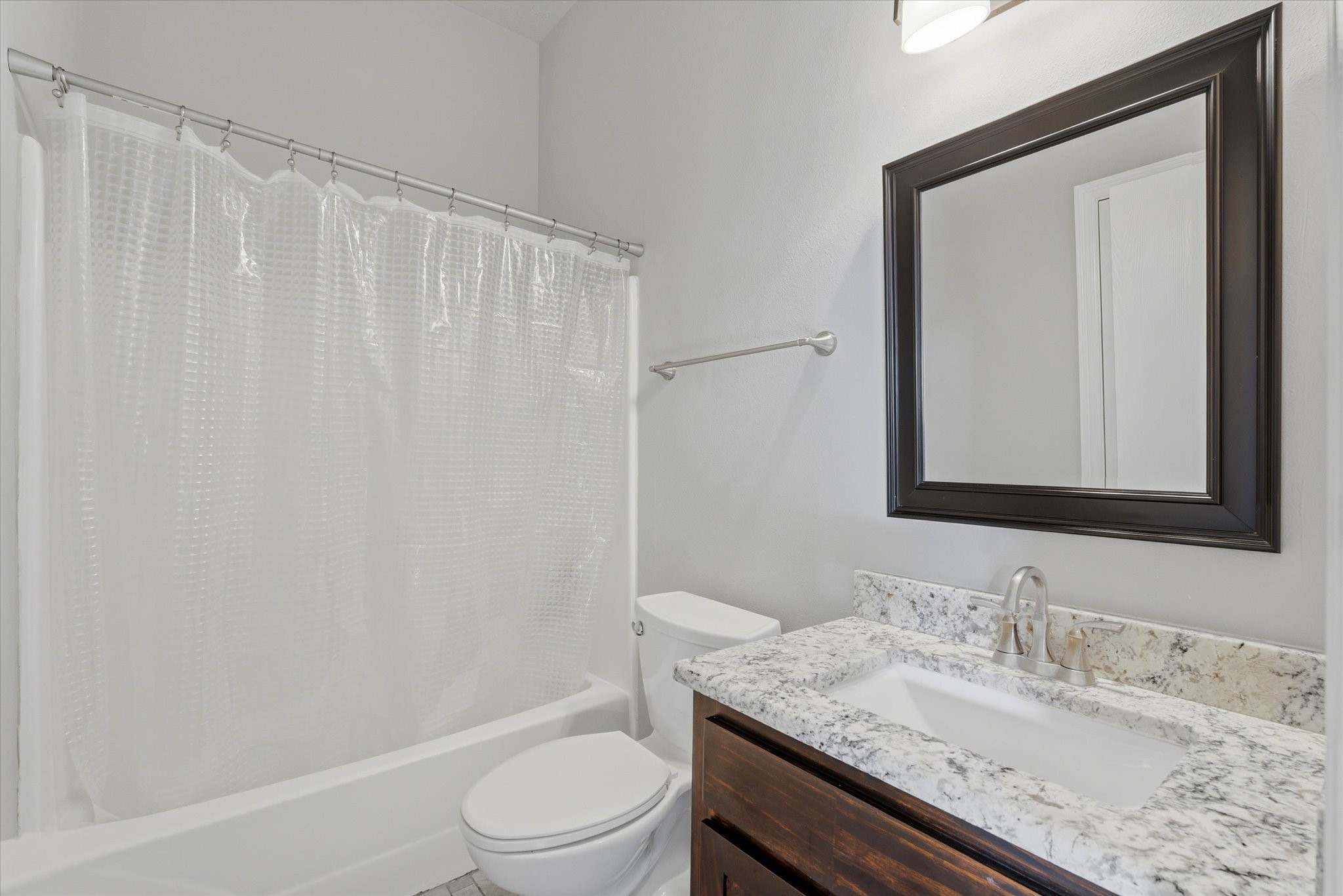 4515 Chetco Lane Baytown, TX 77521 - Photo 15 of 21 Secondary bathroom