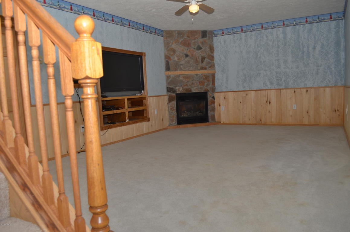 1479 Yoder Road Manistee, MI 49660 - Photo 20 of 54 1809132-19.JPG