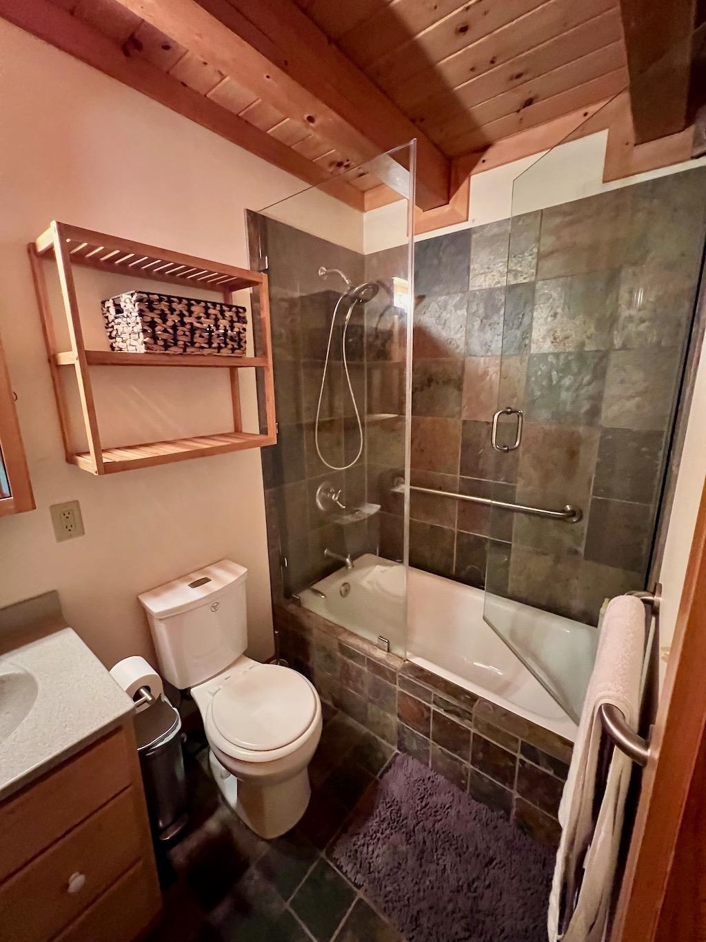5451 River Road Arlington, VT 05250 - Photo 14 of 39 Gallery Image 14