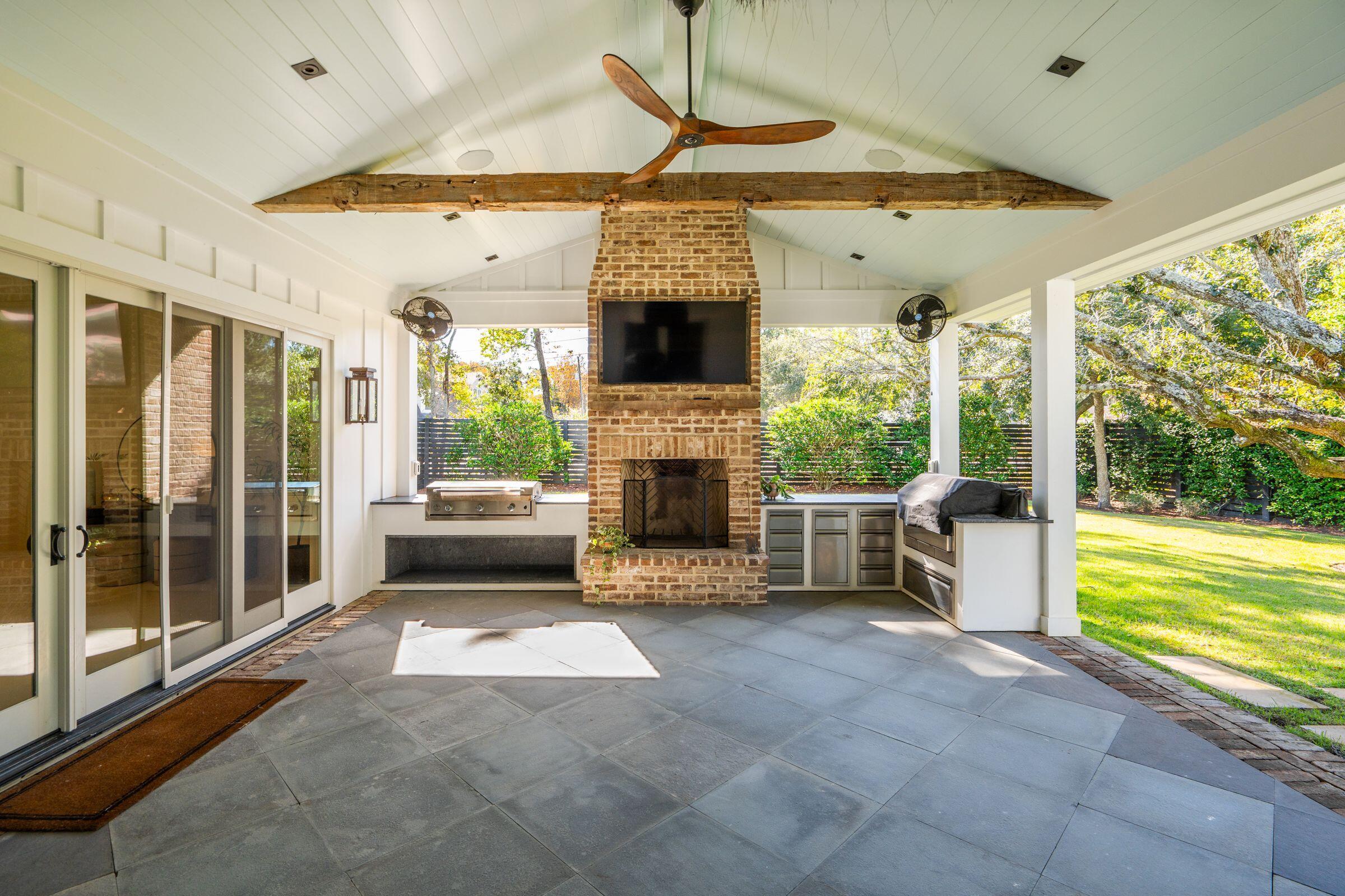 1483 Burningtree Road Charleston, SC 29412 - Photo 45 of 61 Back Patio