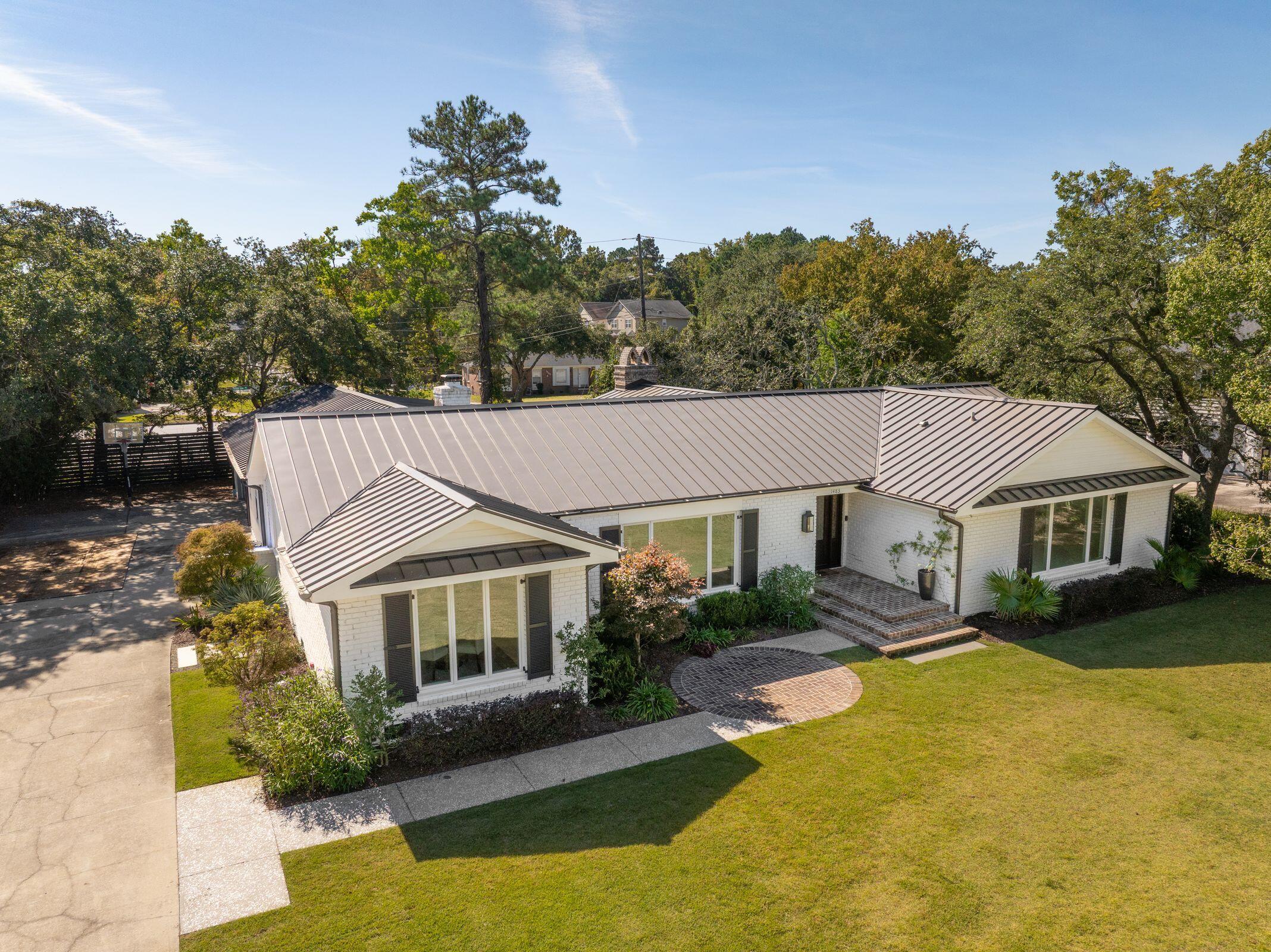 1483 Burningtree Road Charleston, SC 29412 - Photo 54 of 61 Front of House