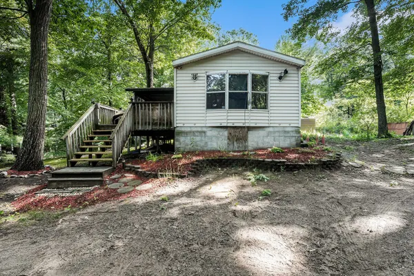 $239,000 | 15740 Grey Goose Drive, Gowen, MI 49326