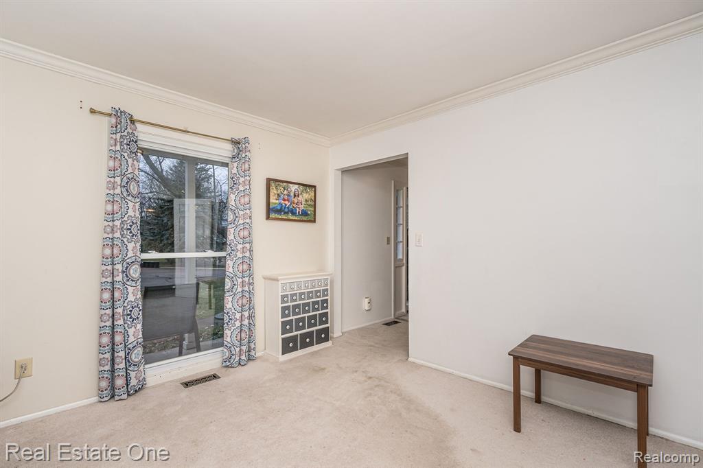 258 Belle Vernon Court Rochester, MI 48309 - Photo 10 of 41