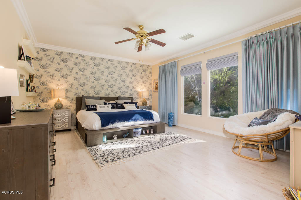 48 East Boulder Creek Road Simi Valley, CA 93065 - Photo 21 of 36 48 East Boulder Creek Road - HsHProd-25