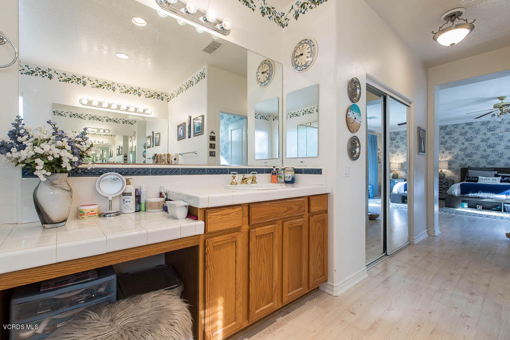 48 East Boulder Creek Road Simi Valley, CA 93065 - Photo 23 of 36 48 East Boulder Creek Road - HsHProd-28