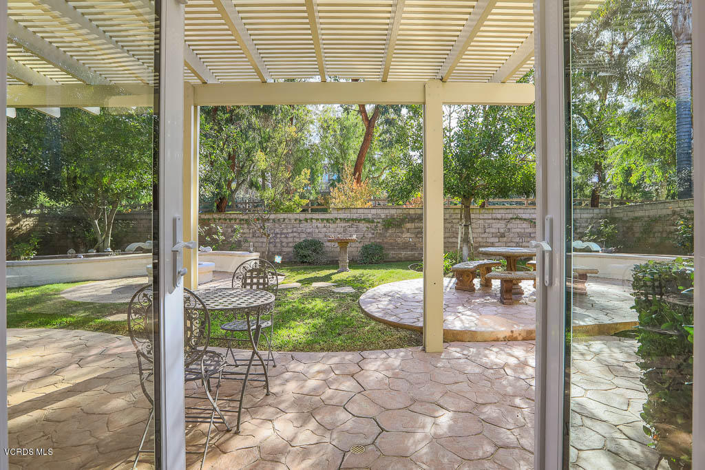 48 East Boulder Creek Road Simi Valley, CA 93065 - Photo 24 of 36 48 East Boulder Creek Road - HsHProd-30
